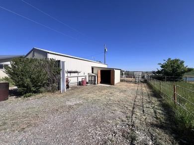 Rare hobby homestead backing to Seagull Bay! Situated on 5 - photo 42