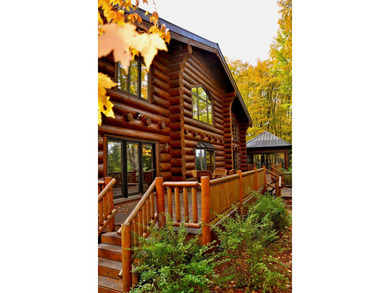 Magnificent Montana Full Log Home! 300 feet of frontage on - photo 5
