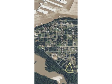 Walk right down to the lake from this waterfront lot available - photo 7