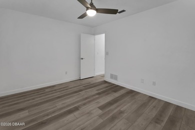 HUGE PRICE REDUCTION!! Remodeled ranch style home with no HOA - photo 22