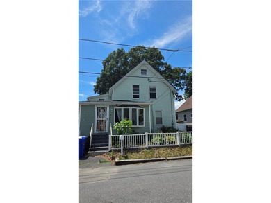 Welcome home to this cozy property located in beautiful - photo 3