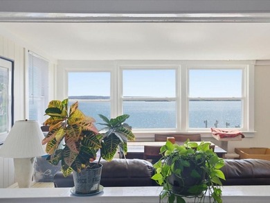 Wake up to golden sunrises and refreshing sea breezes in this - photo 24