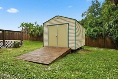 This fully updated property is ideally located and checks all - photo 26