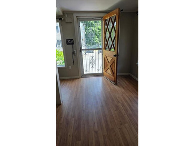 Welcome home to this cozy property located in beautiful - photo 8