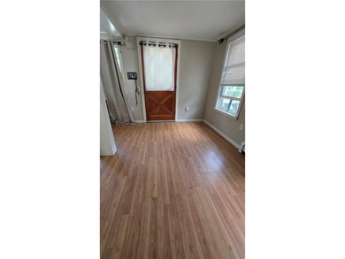Welcome home to this cozy property located in beautiful - photo 9