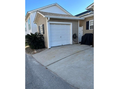 Bright & cheery 2BR/1BA beach cottage, 2024 ROOF & HVAC. Located - photo 2