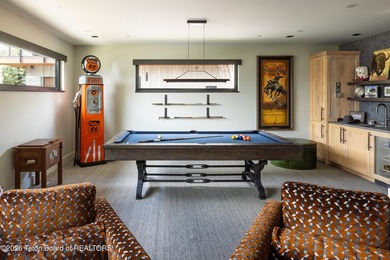 The residence includes five en suite bedrooms, a large - photo 40