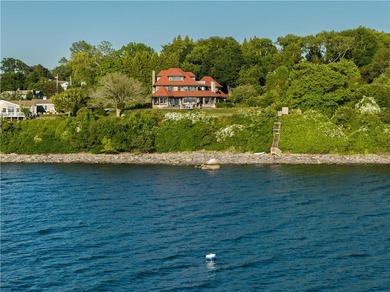WATERFRONT MAGIC WITH STAIRS TO BEACH & MOORING. This - photo 1