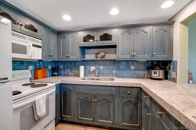 Welcome to Park View in the highly desirable Cortez Hill - photo 3