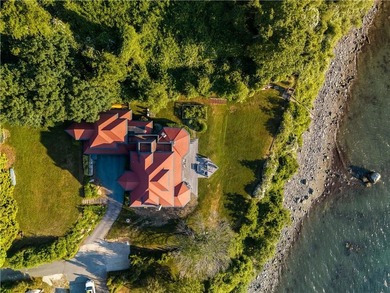 WATERFRONT MAGIC WITH STAIRS TO BEACH & MOORING. This - photo 9