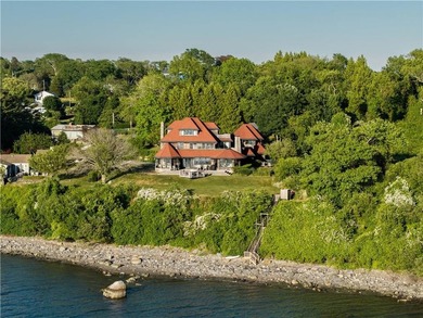 WATERFRONT MAGIC WITH STAIRS TO BEACH & MOORING. This - photo 10
