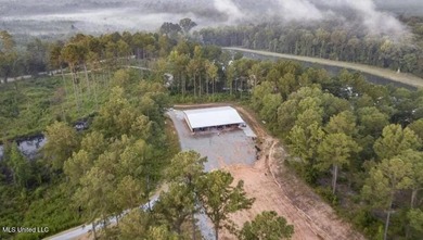 (private lake, pond, creek) Acreage For Sale in Chunky Mississippi