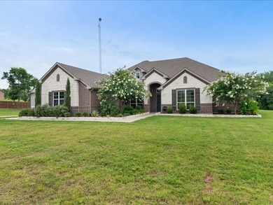 (private lake, pond, coastal) Home For Sale in Princeton Texas