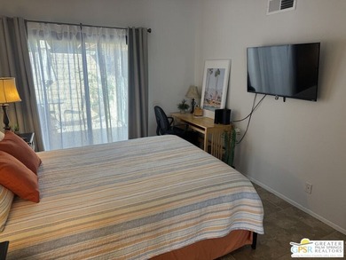 Live on the golf course! Renovated turnkey home overlooking the - photo 17