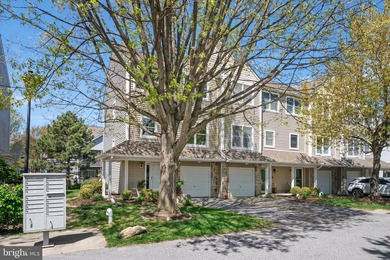 HUGE $20,000 PRICE REDUCTION!! Just like NEW! Welcome Home to - photo 3