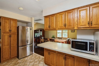 Nestled in a quiet, sought-after Huntington neighborhood, this - photo 29