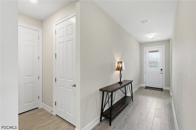 Come enjoy this Clifton model by DR Horton with many upgrades - photo 3
