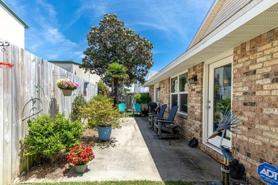 Welcome to Sunsail, a charming, golf cart-friendly neighborhood - photo 18