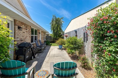 Welcome to Sunsail, a charming, golf cart-friendly neighborhood - photo 20