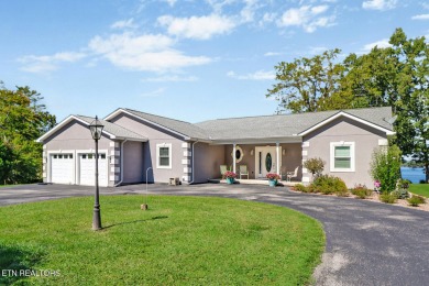 Lake Home For Sale in Crossville, Tennessee
