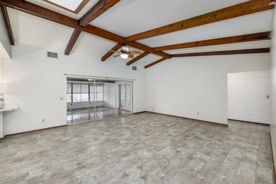 Beautiful three-bedroom, two bath home located in a charming - photo 6