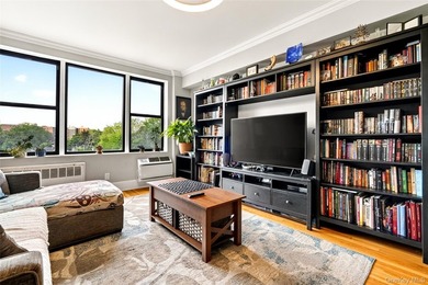 BACK TO MARKET---Welcome to Park Crest! Move right into this - photo 14