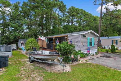 Welcome to Windjammer, a charming, golf cart-friendly coastal - photo 6
