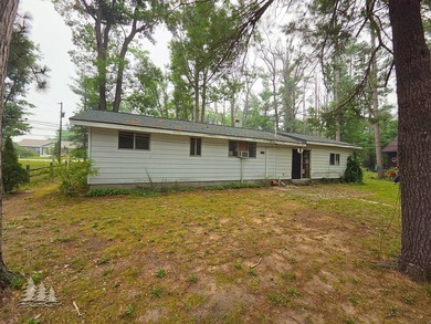 Sold AS IS, this 2-bedroom, 660 sq. ft. home in Johnson - photo 18