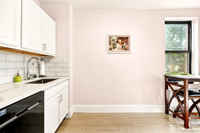 BACK TO MARKET---Welcome to Park Crest! Move right into this - photo 19