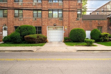 BACK TO MARKET---Welcome to Park Crest! Move right into this - photo 34