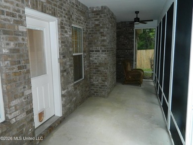 Nice ranch home, 3 bedroom, 2 bath, split bedroom plan, all - photo 35