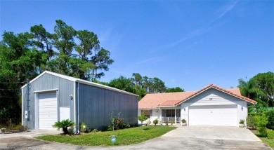 Lake Home For Sale in Sebring, Florida