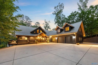 Gorgeous custom built lake house located in a private gated - photo 2