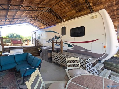 Welcome to Three Mile Resort, where relaxation and recreation - photo 2