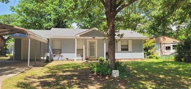 Welcome to Bridgeport Beach at Lake Eufaula-where modern updates - photo 1