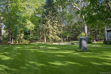 Southampton Retreat with Two Story Annex Nestled within nearly - photo 6