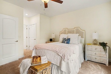 Welcome to this beautifully maintained second-floor - photo 10