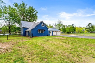Peaceful country living meets modern updates on nearly 4 - photo 2