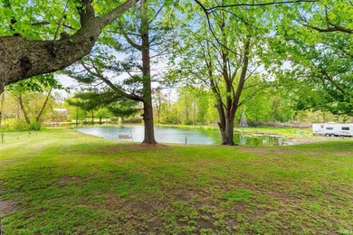 Peaceful country living meets modern updates on nearly 4 - photo 9