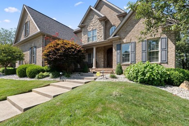 Welcome to this stunning 5-bedroom, 4.5-bathroom home located in - photo 7