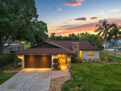 Beautiful 4-bedroom, 2-bathroom pool home on a corner lot with - photo 4