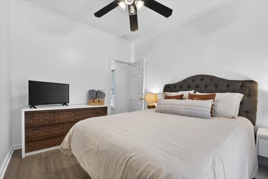 Welcome to this beautifully updated 3 bed/3-full-bath Charleston - photo 16