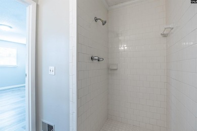 Affordable, one-level ranch in New Friarsgate, zoned for - photo 18