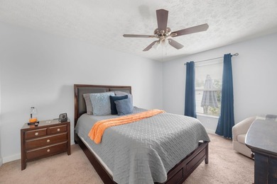 Welcome home to this beautifully updated 3-bedroom, 2-bathroom - photo 18