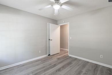 Affordable, one-level ranch in New Friarsgate, zoned for - photo 21