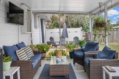 Welcome home to this beautifully updated 3-bedroom, 2-bathroom - photo 21