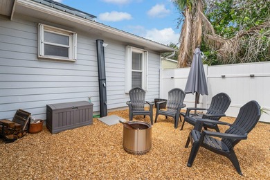 Welcome home to this beautifully updated 3-bedroom, 2-bathroom - photo 24