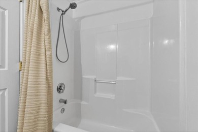 Welcome to this beautifully updated 3 bed/3-full-bath Charleston - photo 25