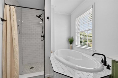 Welcome to this beautifully updated 3 bed/3-full-bath Charleston - photo 26