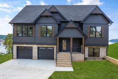 Douglas Lake Home For Sale in Dandridge Tennessee